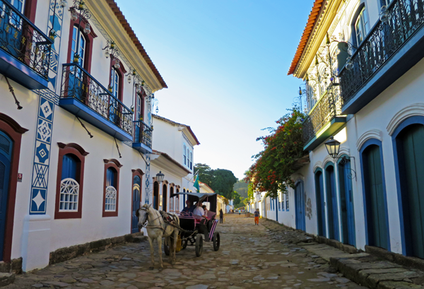 Paraty-HorseandCarriage