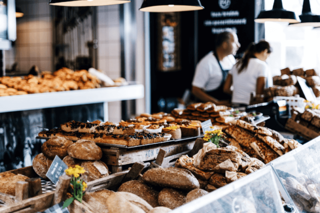 bread-display-on-bakeshop