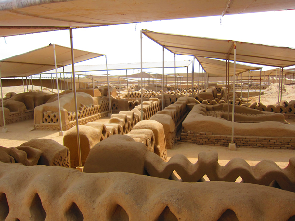 Walls of Tschudi Palace at Chan Chan Ruins in Trujillo, Peru