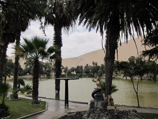 Statue of the Mermaid that created Huacachina