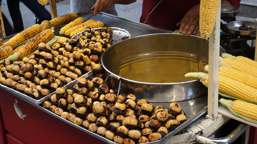 Istanbul - Food Porn - Roasted Chestnuts