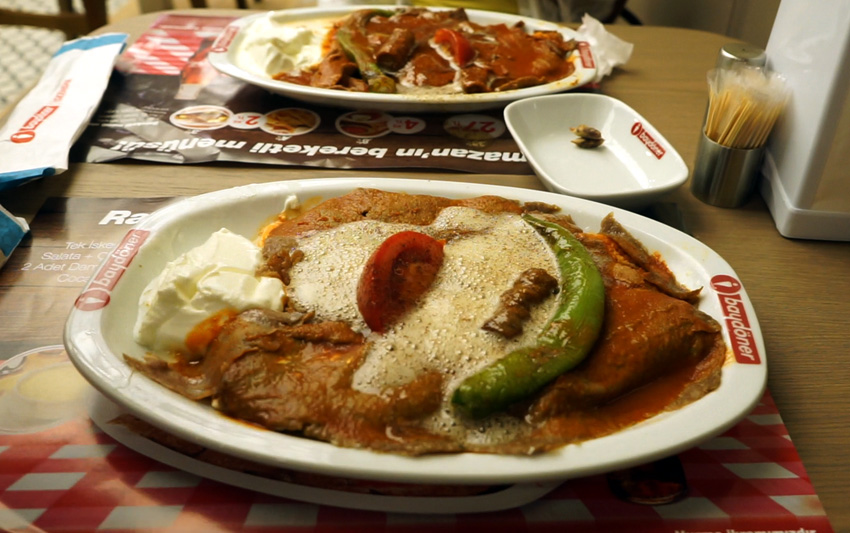 Istanbul - Food Porn - Iskender kebap