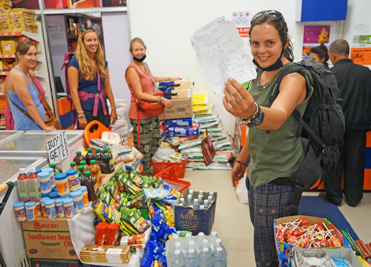 Nepal Earthquake Kathmandu Shopping