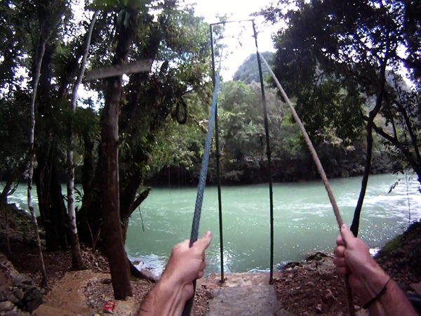 Semuc Champey - Giant Swing