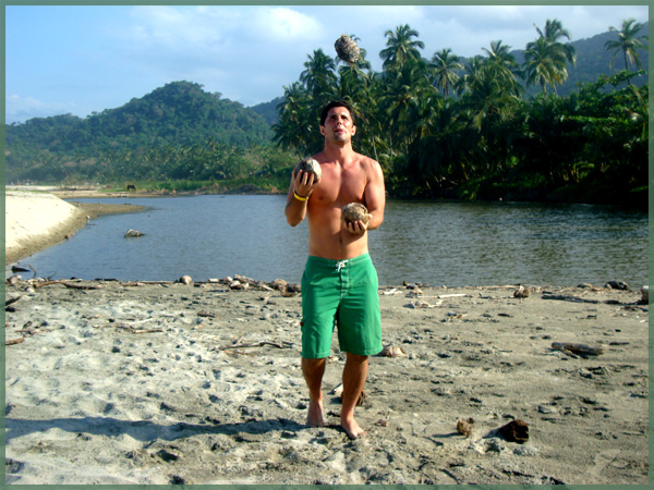 Juggling Coconuts in Tayrona