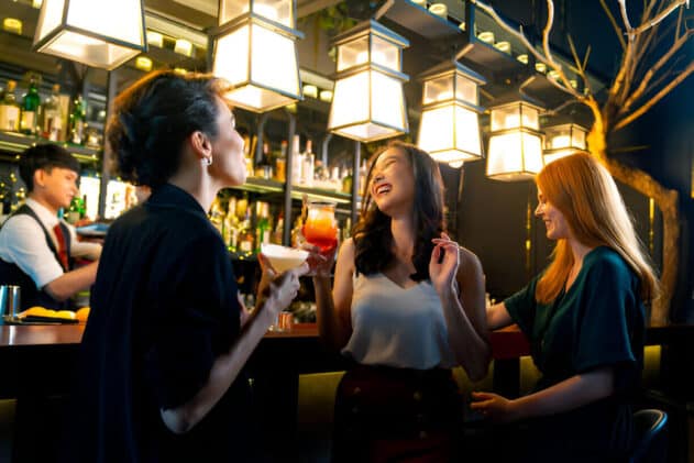 San Diego Hotel With Bar – Sip, Relax, And Stay In Style